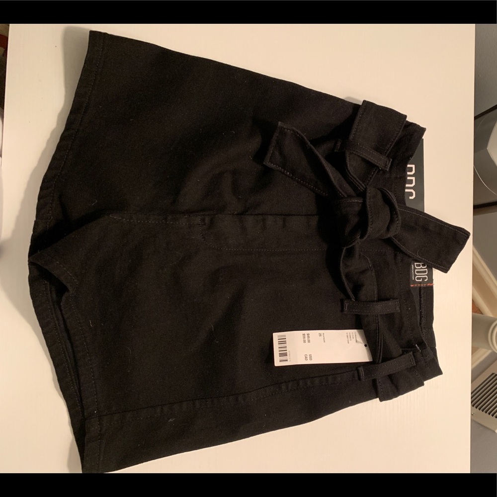 NWT BDG tie up shorts